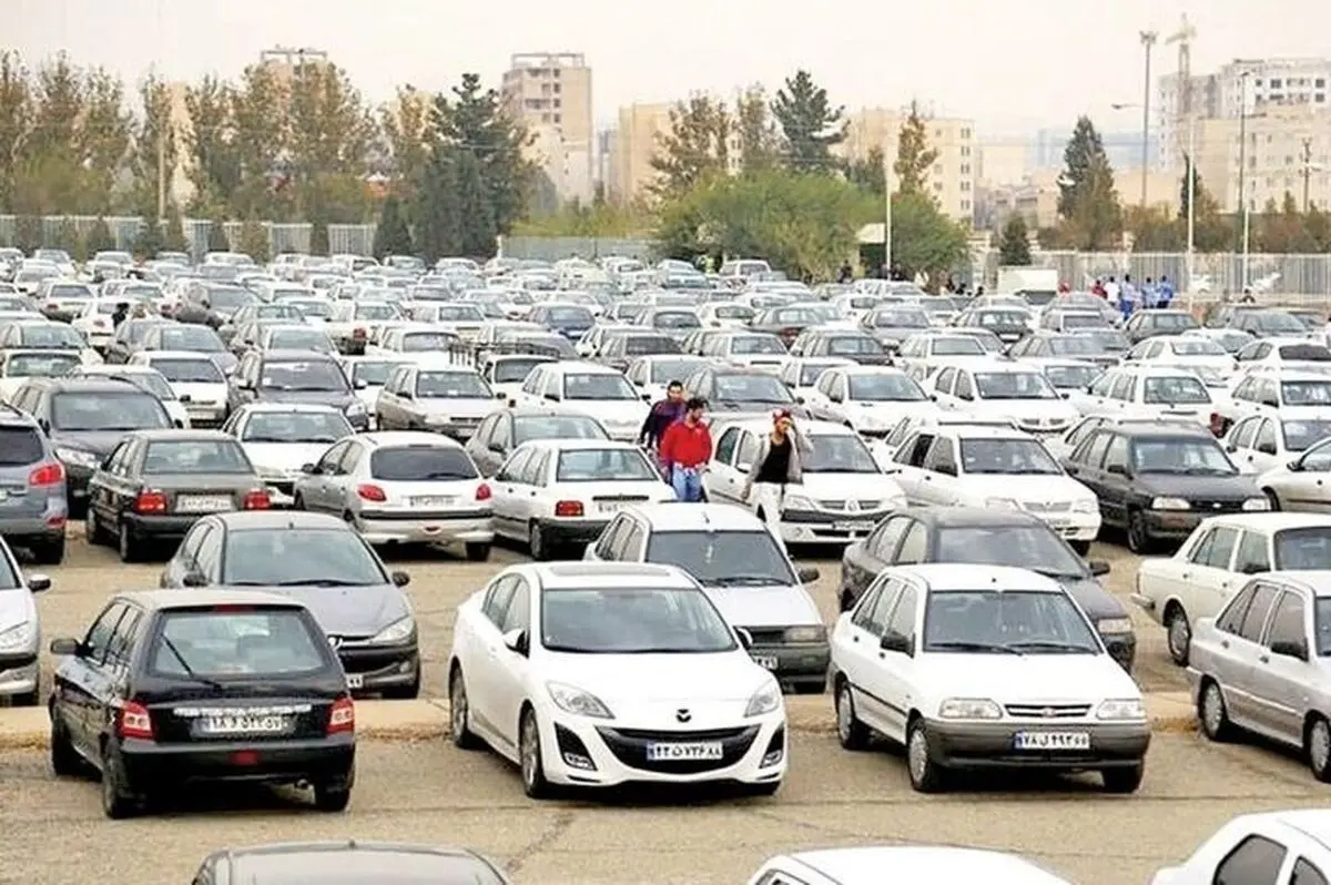 سقوط سنگین قیمت خودروهای وارداتی| برخی خودروها تا ۲ میلیارد ارزان شدند