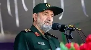 محسن رضایی: پاسخ هر شلیک و تجاوزی، رگبار موشک و پهپاد است