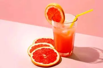 گریپ فروت را با احتیاط بخورید! | آیا این میوه  فشار و چربی خون را کاهش می‌دهد؟ 