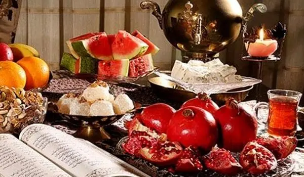 10 مدل سفره یلدا سنتی+عکس