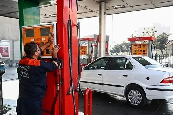 قیمت بنزین لیتری ۵ هزارتومان شد | اجرای مصوبه افزایش قیمت بنزین نهایی شد