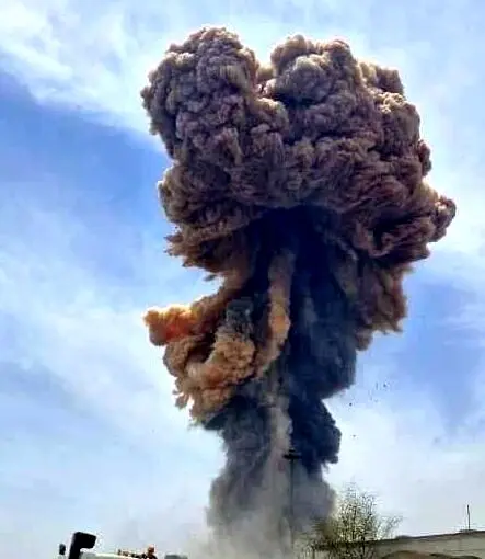 تحلیل روزنامه‌ها از پشت پرده انفجار مهیب بندر شهید رجایی؛ حادثه یا خرابکاری؟
