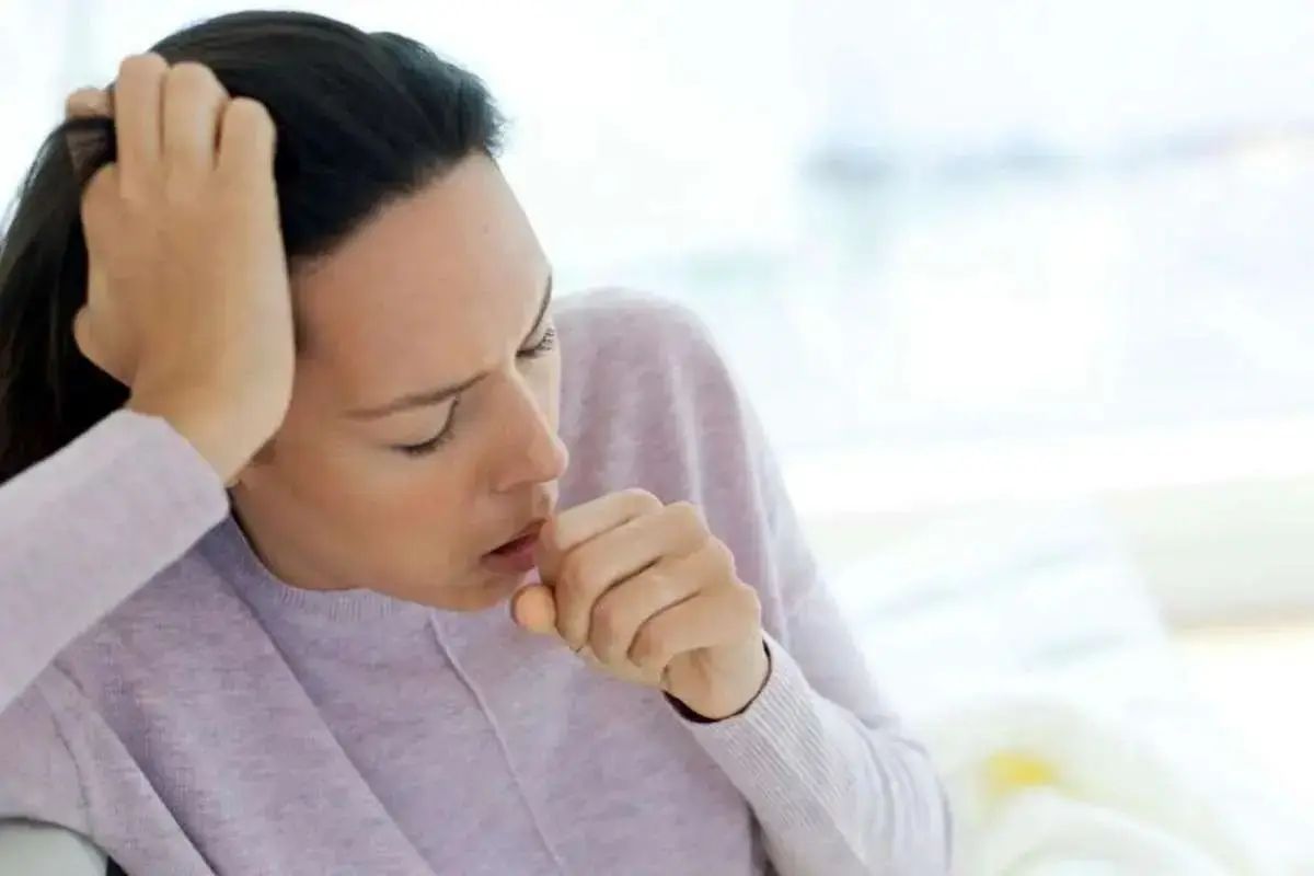 هشدار جدید پزشکان | برای درمان سرفه عجله نکنید
