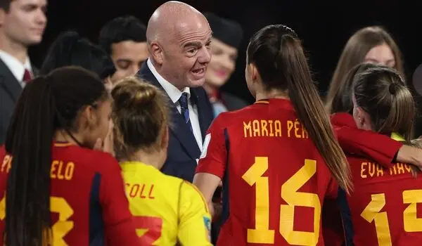 احتمال تحریم جام جهانی زیر ۲۰ سال زنان؛ آزمونی برای آینده فوتبال زنان و فیفا