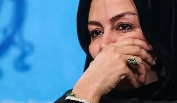 مریلا زارعی: کارگردان گفت چرا با این شکل و وضع اومدی دفترم ؟ | گفتم تو بیای دفتر من باید ریشاتو بزنی و آستین کوتاه بپوشی؟ + ویدیو