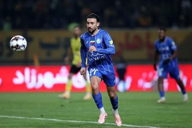 بازیکن خارجی استقلال وارد ایران شد
