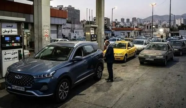 تغییر سهمیه کارت سوخت؛ چطور جلوی افزایش ۳ برابری هزینه بنزین را بگیریم؟