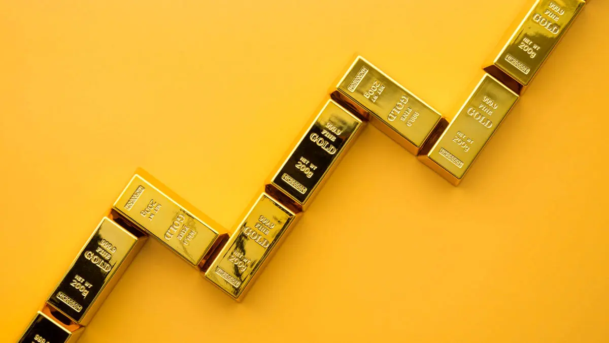 پیش‌بینی جالب قیمت طلا در بازار | الان طلا بخریم یا نخریم؟