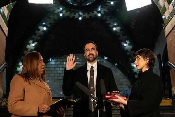 ممدانی با دستی بر قرآن سوگند خورد
