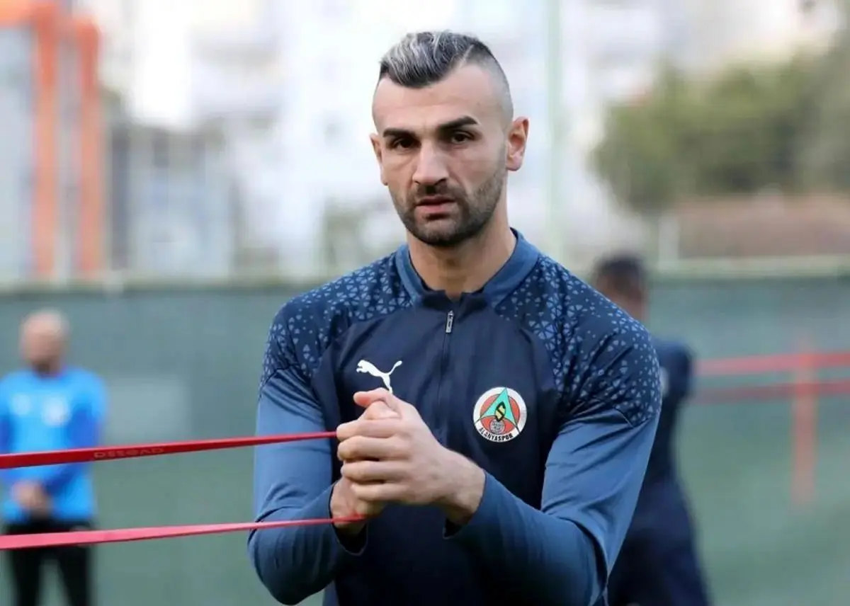 هایجک فوق جنجالی استقلال از پرسپولیس | دورسون آبی پوش می شود؟