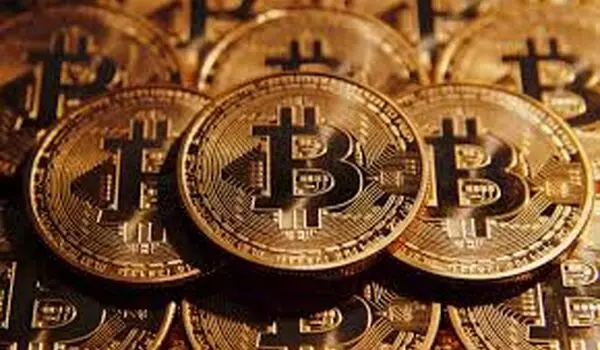 آخرین وضعیت بازار رمزارزها در جهان | خروج سرمایه بازار بیت کوین را لرزاند
