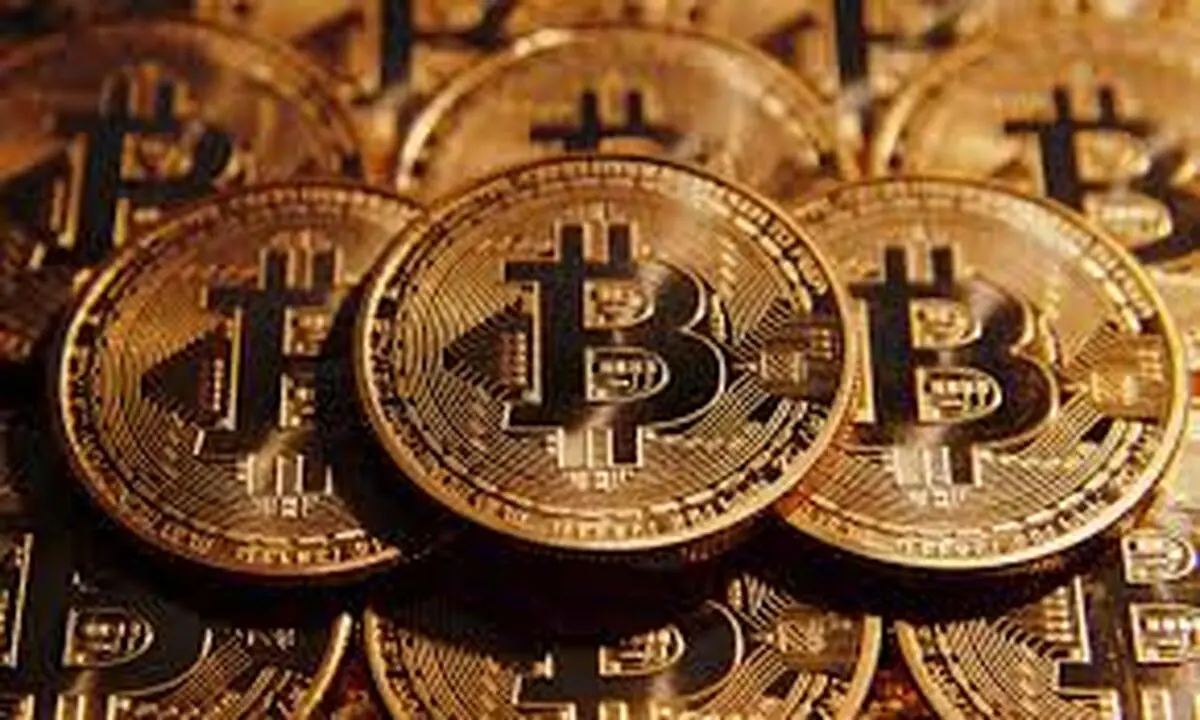 قیمت تتر، بیت کوین، دوج کوین، اتریوم و سایر ارزهای دیجیتال امروز دوشنبه ۱۹ مرداد ۱۴۰۵