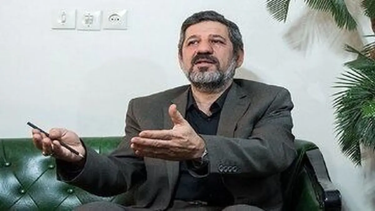 محمود احمدی‌نژاد گفت با بلدوزر همه‌چیز را خراب می‌کنم تا امام زمان بیاید بسازد | پیشنهاد همکاری با او را رد کردم
