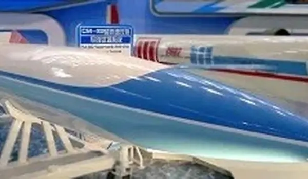 ایران در آستانه توافق برای خرید موشک‌های ضد کشتی مافوق صوت از چین