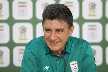 شوخی با امیرقلعه‌نویی در حال آنالیز مصر! + عکس