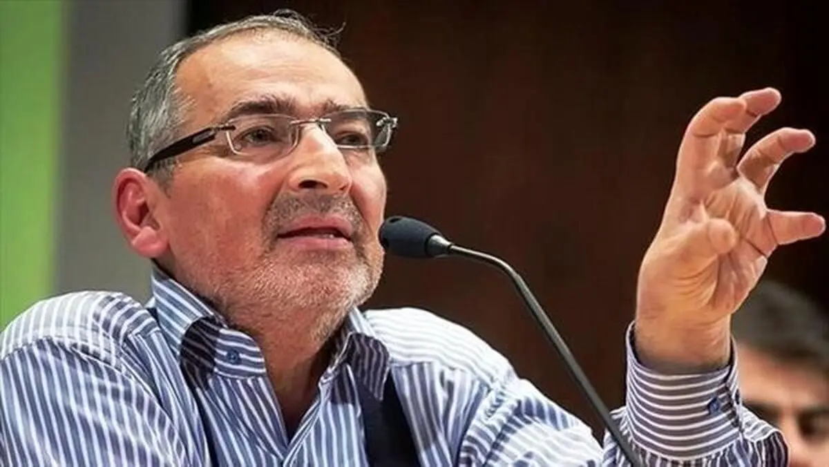 زیباکلام: اگر اعلی‌حضرت مثل آدم حکومت می‌کرد، انقلاب نمیشد + ویدیو