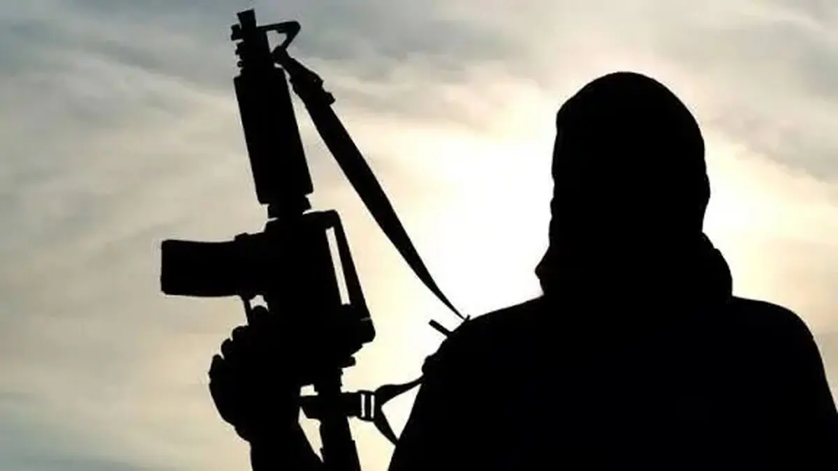 حمله مسلحانه به یک خودرو در راسک؛ یک نفر شهید شد