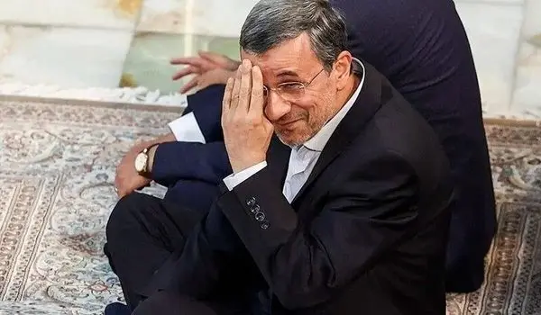 احمدی‌نژاد پس از مدت‌ها آفتابی شد | علت غیبت مشکوک رئیس‌جمهور پیشین چه بود؟ + تصاویر