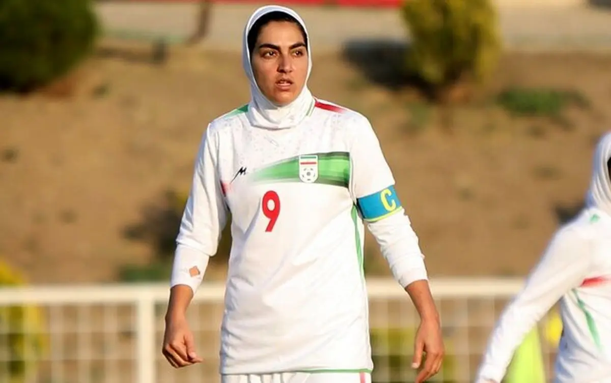 کاپیتان و خانم گل فوتبال زنان ایران هم «وطن» را انتخاب کرد
