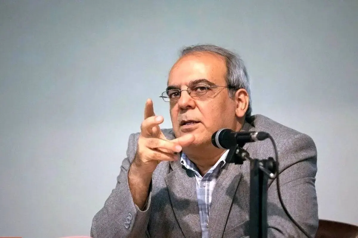 عباس عبدی: آقای پزشکیان به جای یقه‌گیری، هاراگیری کنید
