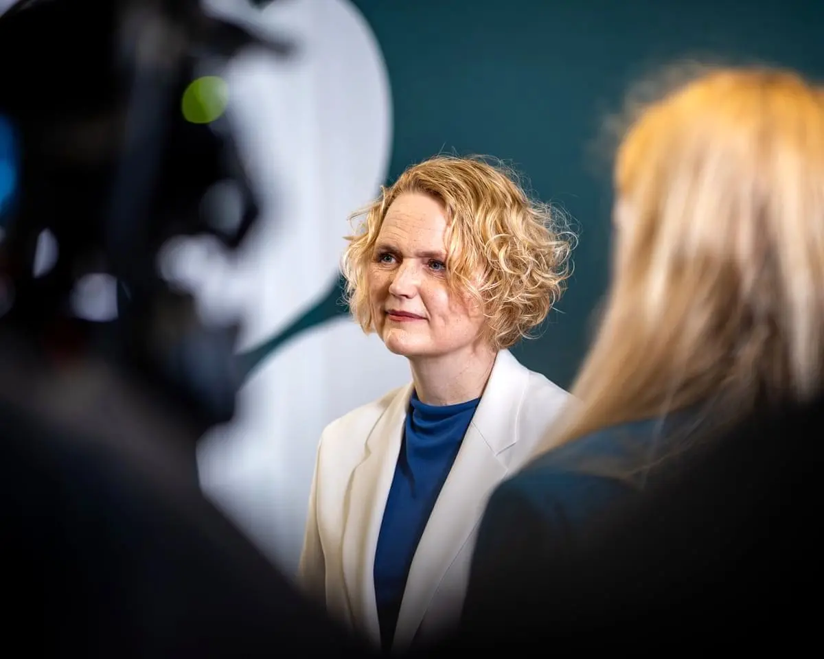 شوک بزرگ در سوئد؛ موج نفرت و تهدید زنان را از سیاست فراری داد!