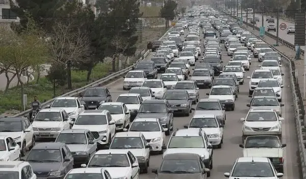 هشدار پلیس به مالکان خودروهای دودزا؛ معاینه فنی باطل می‌شود