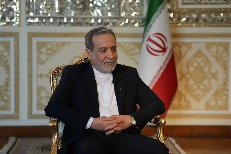 تهران منتظر پاسخ واشینگتن | عراقچی: شروط بازگشایی تنگه هرمز همچنان پابرجاست