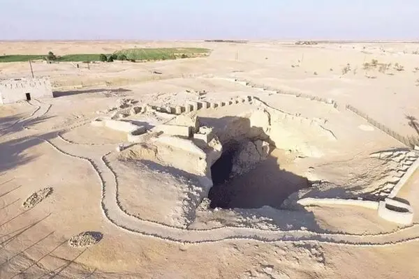 «شهر گمشدۀ قوم عاد» و سکونتگاهی باستانی که در زمین فرورفته است
