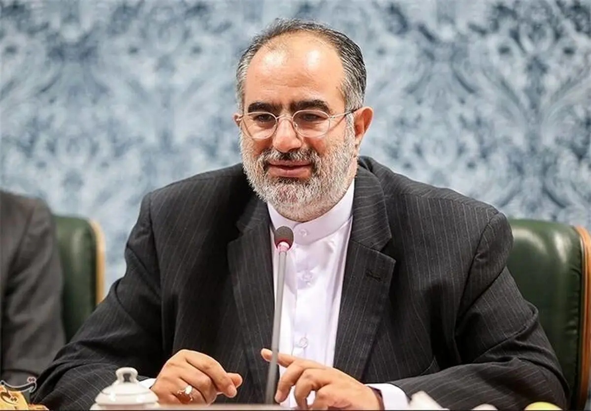واکنش آشنا به ادعای وزیر دولت رئیسی: سپاه برای تأمین هزینههای ساخت موشکهای هایپرسونیک، پادگان میفروخت؟ | کدام پادگانها را به چه قیمتی به کدام خریدار فروختند؟!