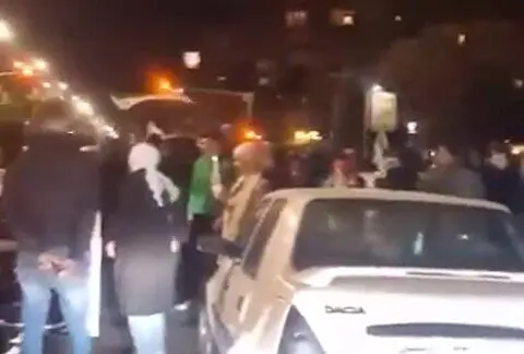 آغاز توزیع حجاب در دمشق توسط تحریرالشام
