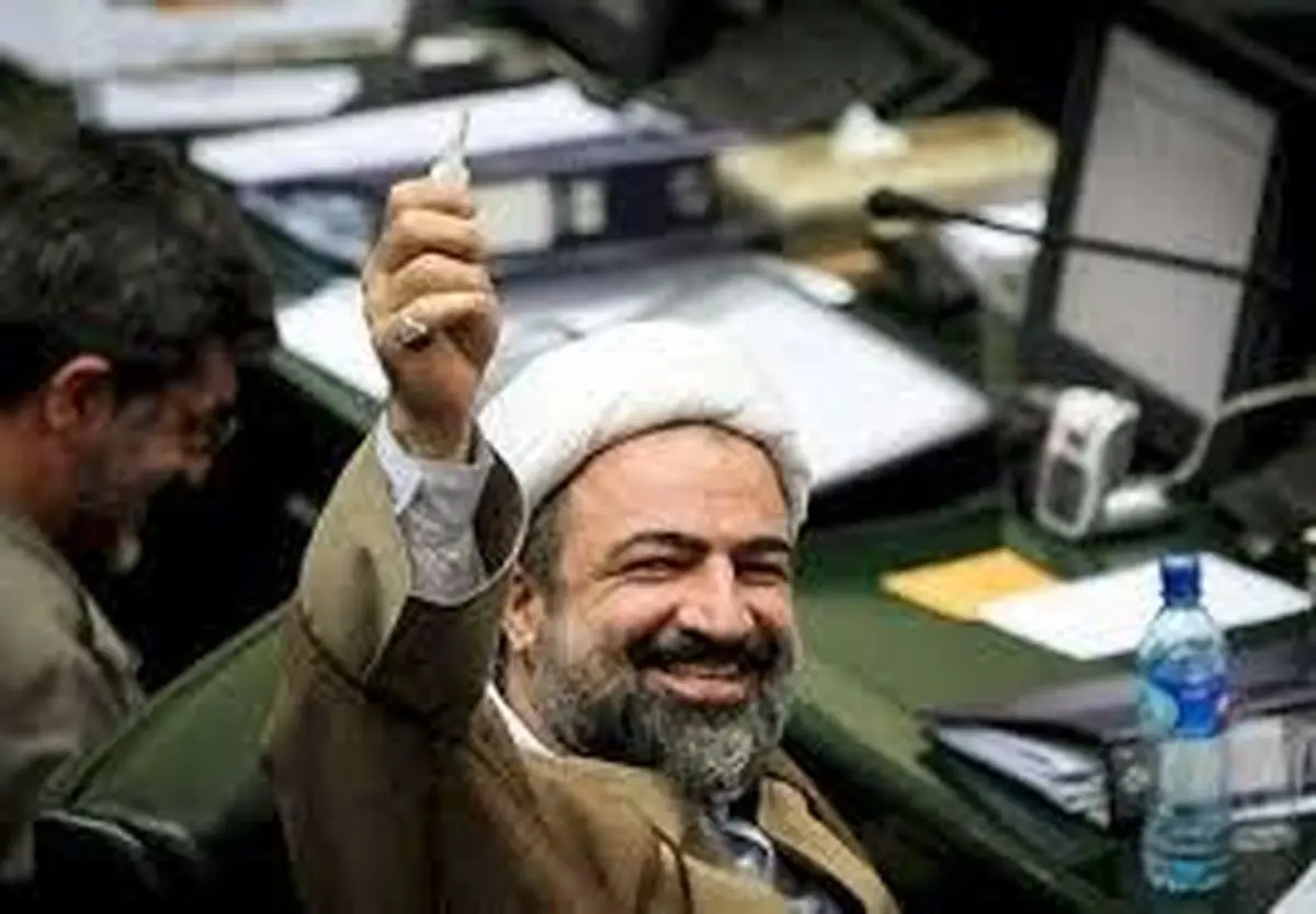 انتقاد شدید جوان از رسایی: چه کسانی به این بی‌هویت‌ها اجازه داده تا رئیس‌جمهور را در حساس‌ترین برهه، به باد توهین بگیرند؟