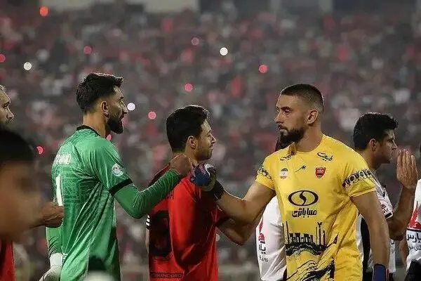 مانع بزرگ گندوز برای جدایی از پرسپولیس