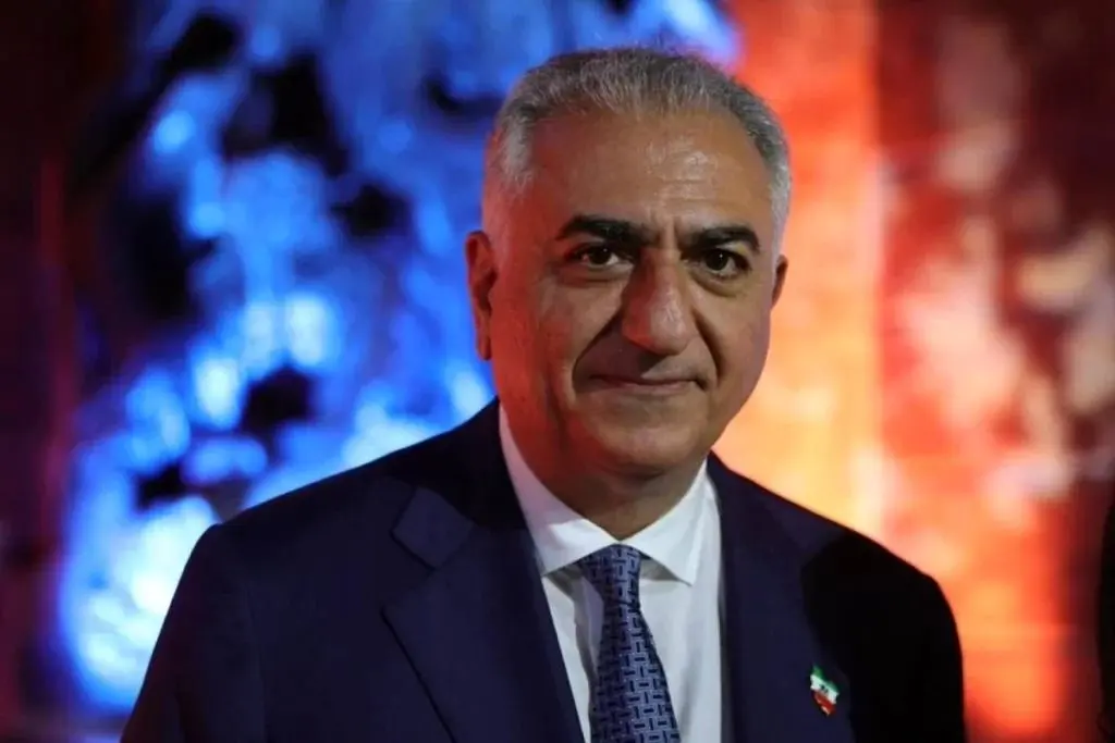 عضو گارد سلطنتی پهلوی: رضا پهلوی خائن است + ویدیو