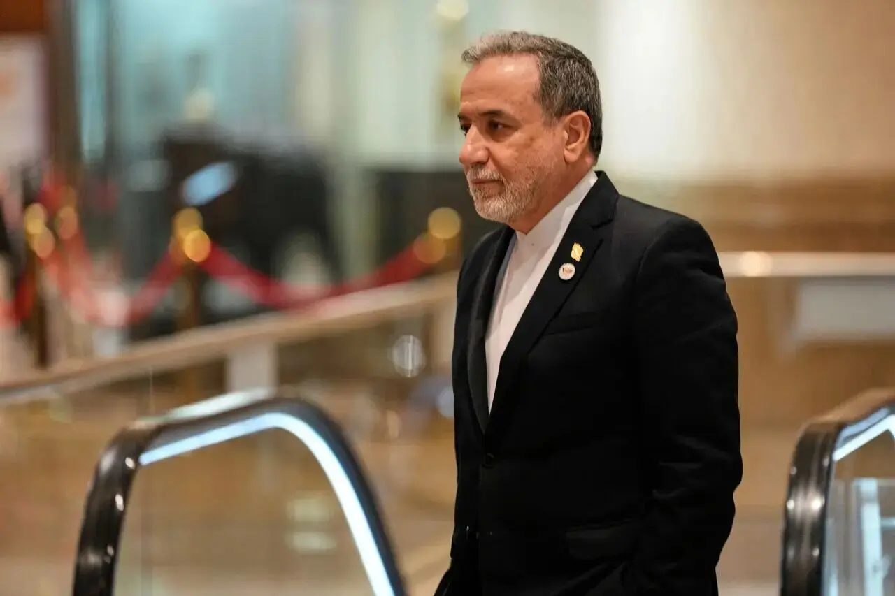 استیضاح عراقچی کلید خورد