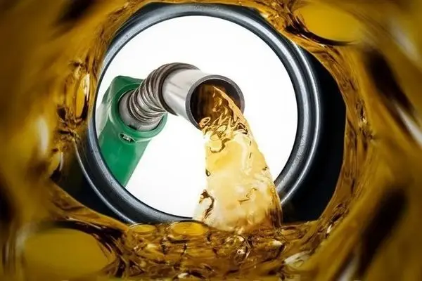 رونمایی از نرخ سوم بنزین | قیمت بنزین با کارت جایگاه به این رقم می‌رسد