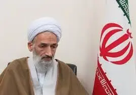 واکنش متفاوت امام جمعه ساری به سخنان استاندار مازندران درباره حجاب