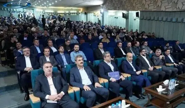 قیمت فولکس‌واگن تایرون L مدل ۲۰۲۶ به ۱۰ میلیارد و ۳۰۰ میلیون تومان رسید (آبان ۱۴۰۵)