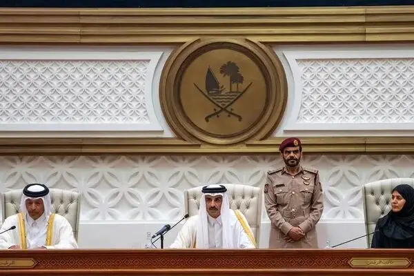 امیر قطر: بسته شدن تنگه هرمز بخش مهمی از صادرات قطر را مختل کرده است