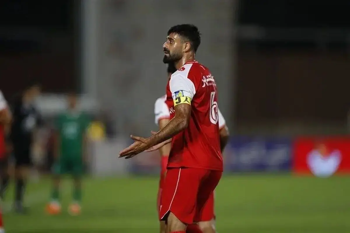 ستاره پرسپولیس بازی با مس شهربابک را از دست داد؟