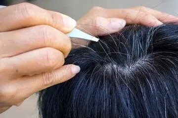 ۷ ترفند برای خداحافظی با موهای سفید