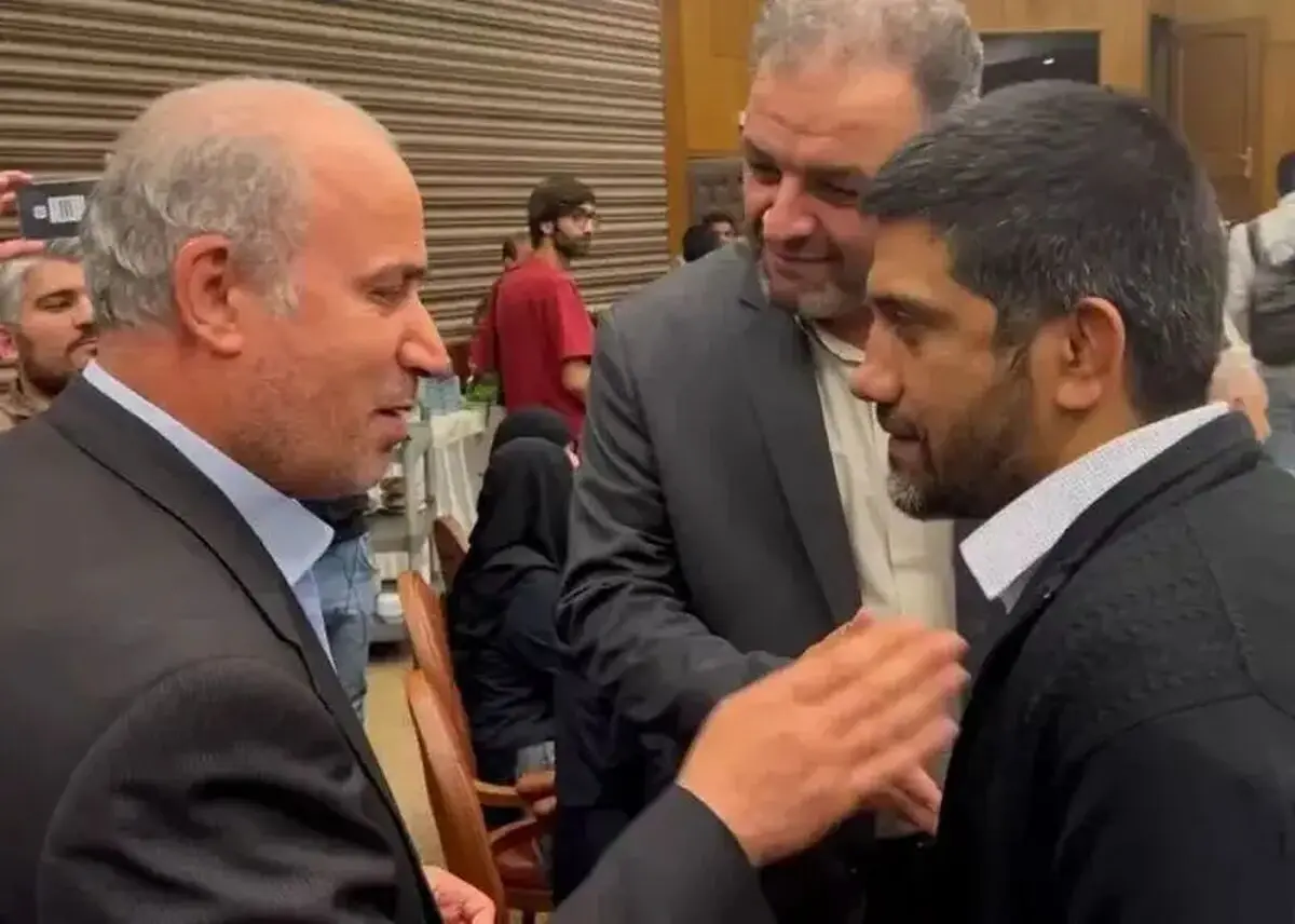 حضور غیر منتظره تاج در فدراسیون کشتی؛ تاج با دبیر رخ به رخ شد