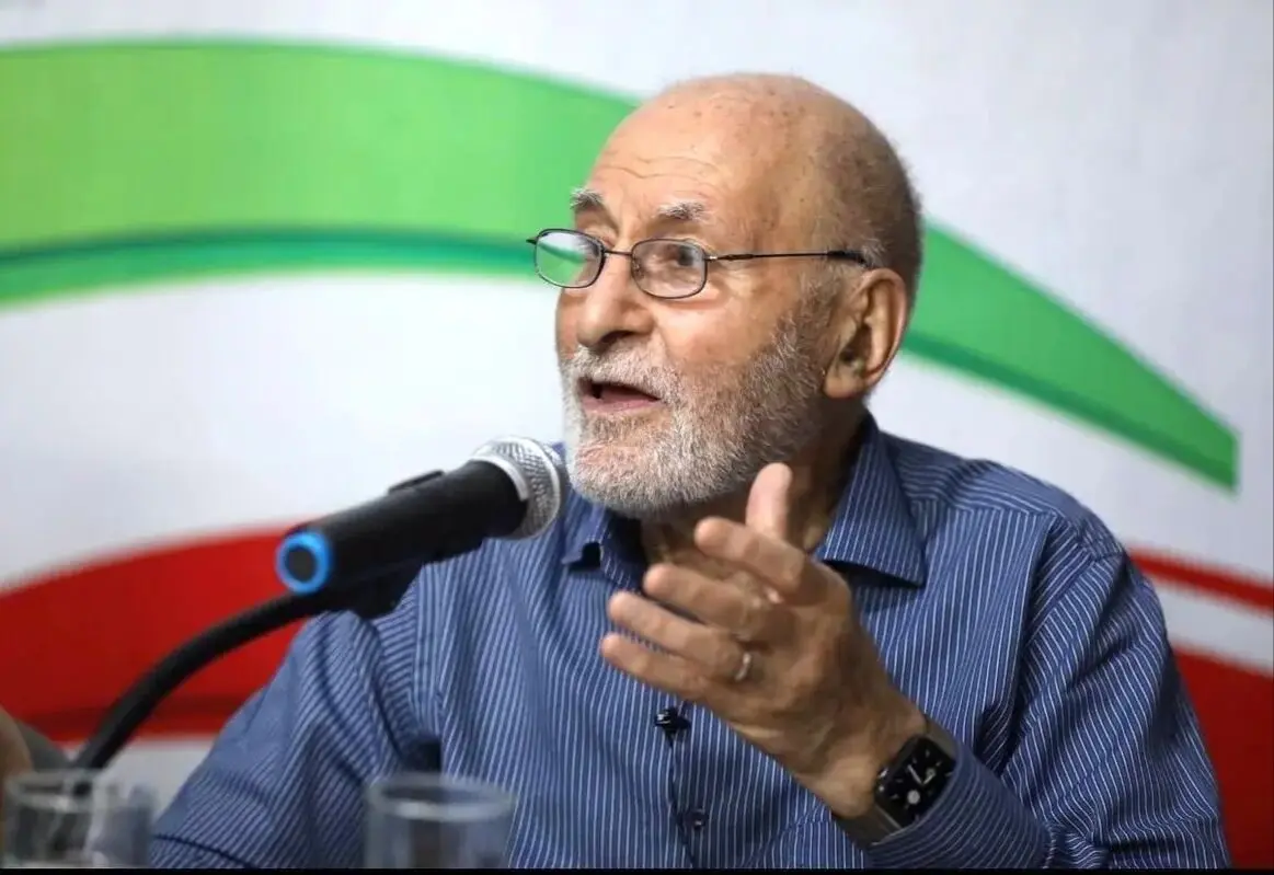 بهزاد نبوی: حاکمیت انعطاف نشان داده؛ نباید طوری رفتار کنیم که پشیمان شود