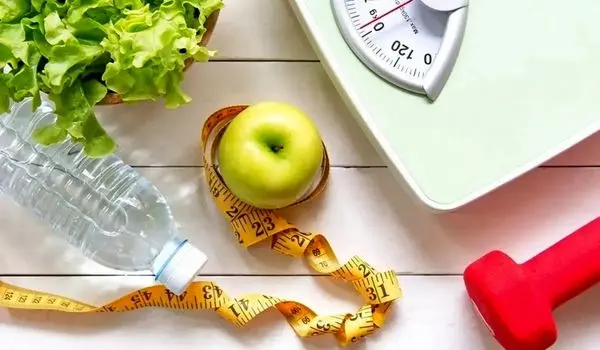  حذف وعده غذایی برای کاهش وزن درست نیست
