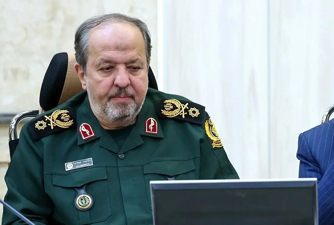سردار ابن‌الرضا خطاب به سران آمریکا: اشتباهی سر بزند، تقسیم‌بندی جدیدی خواهید
دید