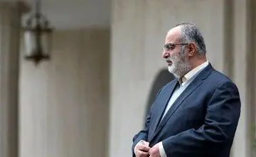 ارزش ظریف را از ترامپ بپرسید، نه از رسایی