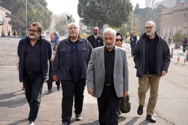 عسگرپور خطاب به کادر درمان: شما در خط مقدم هستید
