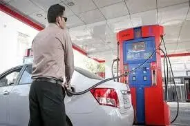 قیمت بنزین از شامگاه ۳۰ آبان‌ماه ۵۵۰۰ تومان می‌شود؟
