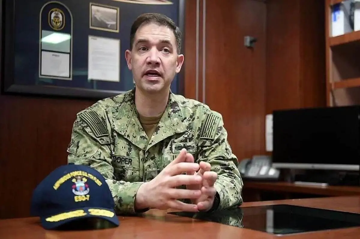 خبر فوری؛ پرواز مشکوک فرمانده سنتکام به محل مذاکرات با ایران