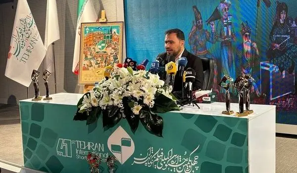 دبیر جشنواره فیلم کوتاه تهران: دخالتم در انتخاب آثار را پیگیری کنید