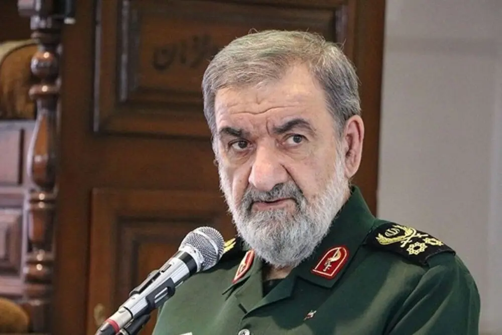 محسن رضایی آمریکایی‌ها را تهدید کرد